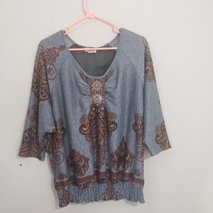 One world gray paisley flower print top size L